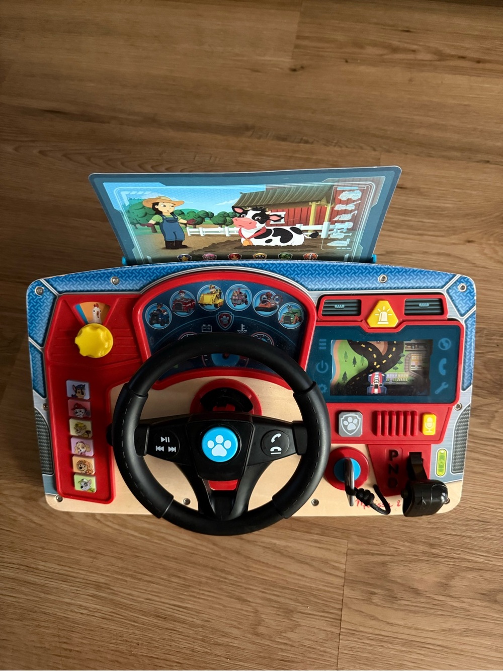 Melissa & Doug Paw Patrol Rescue Mission Wooden Dashboard